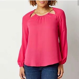 NWT PINK BOLD ELEMENTS TOP💗💗